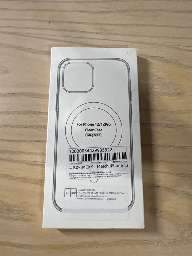 Funda iPhone 12/12 Pro Magnética Transparente