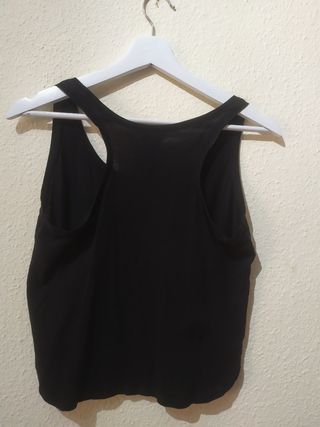 Camiseta negra mujer de Atmosphere.