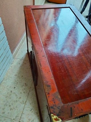 Baúl de madera antiguo