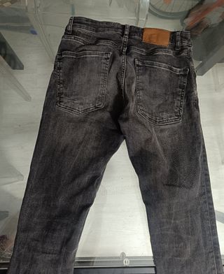 PULL & BEAR ( M,) Pantalón vaquero 