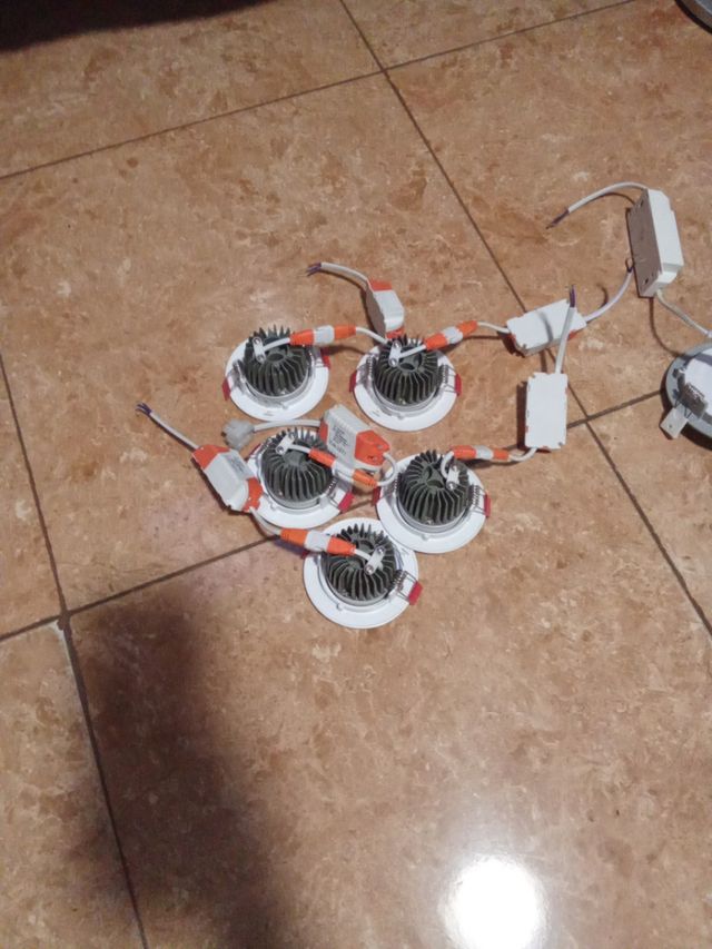 Ojos de Buey LED Empotrables cada una a 5 €