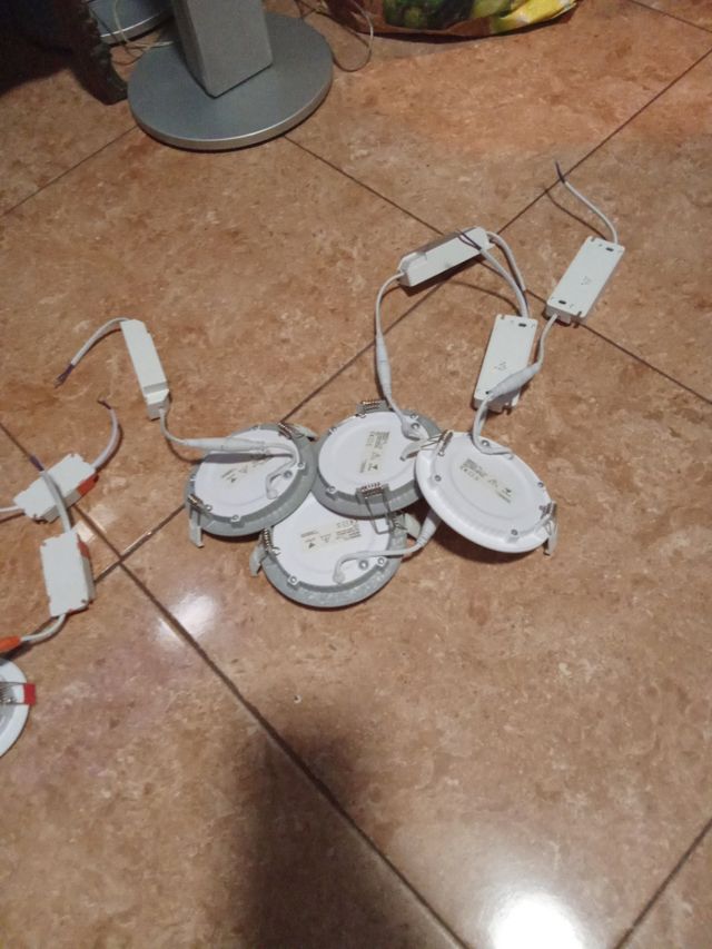 Ojos de Buey LED Empotrables cada una a 5 €