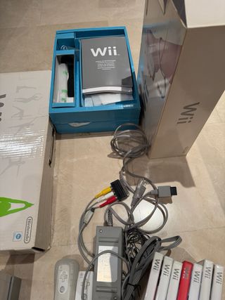 Nintendo Wii con Wii Fit y 7 juegos