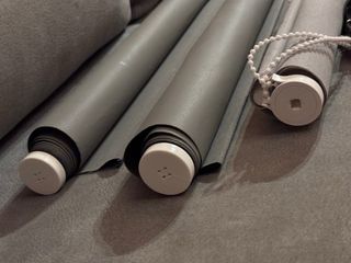 Estor opaco FRIDANS IKEA gris 