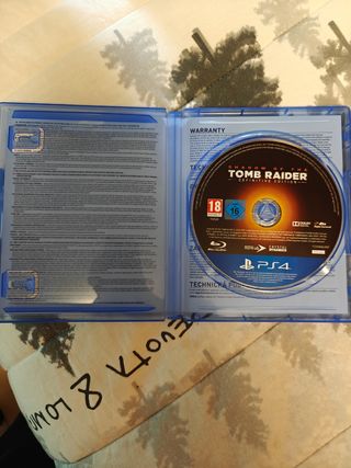 Shadow of the Tomb Raider PS4