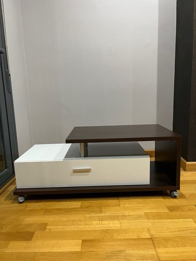 Mesita de salón moderna