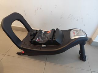 MaxiCosi Chicco con  base Isofix