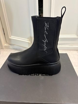 Botas kreeper lo Karl Lagerfeld Negras