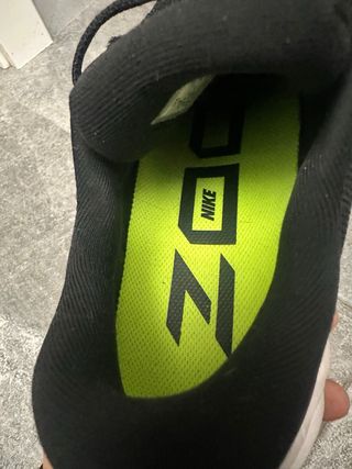 Nike Vomero 16 Talla 40,5