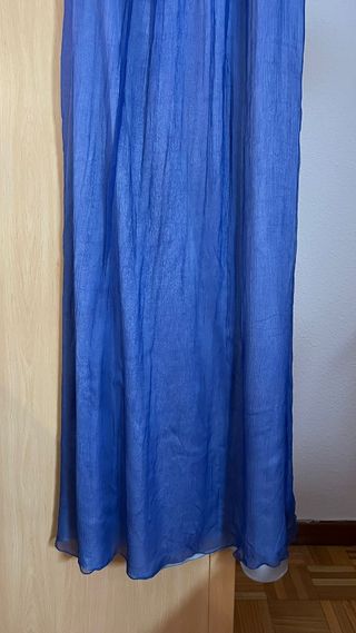Vestido largo azul bordado
