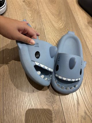 Chanclas Tiburón Azul/Gris