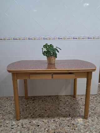 Mesa de cocina con 2 cajones