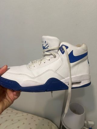 Zapatillas Nike Air Flight Blancas y Azules