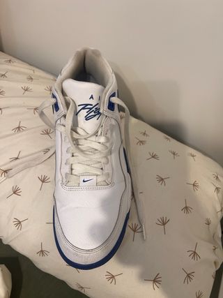 Zapatillas Nike Air Flight Blancas y Azules