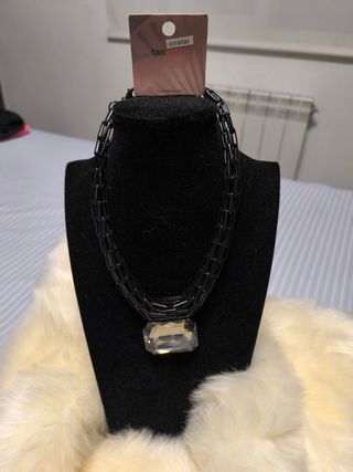 Collar Tan Trend Negro con Cristal