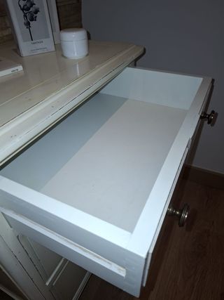 Muebles habitación blanco (1 comida y 2 mesillas)