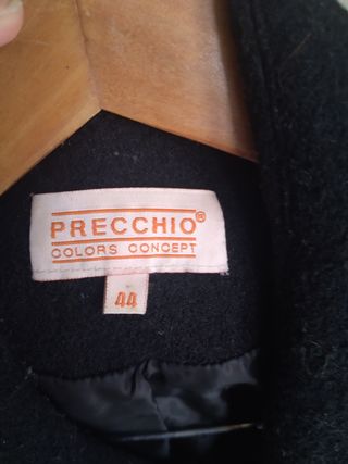 Chaquetón Negro con Cinturón