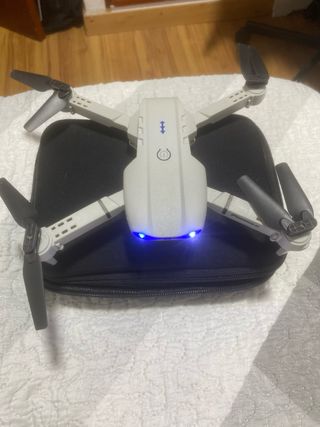 Dron plegable con control remoto