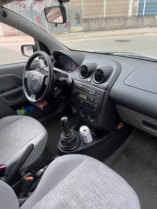 Ford Fiesta 2002