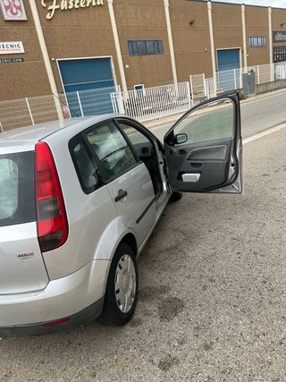 Ford Fiesta 2002