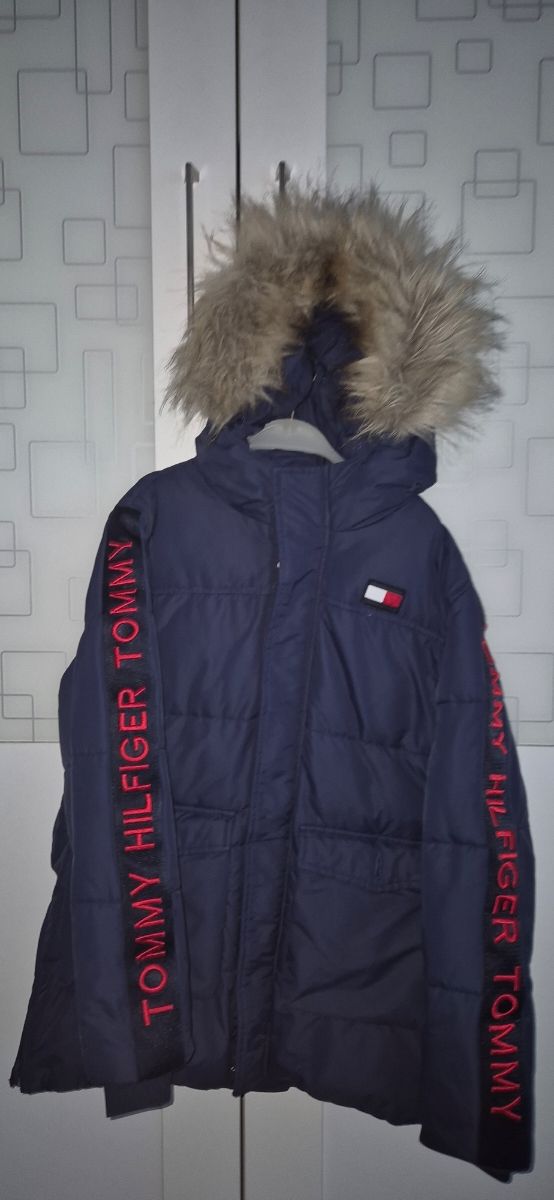 Abrigo Tommy Hilfiger azul niño