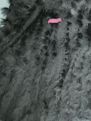 Cuello con Capucha Negro de lana y piel de AD