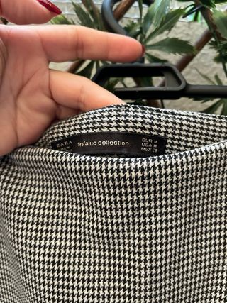 Falda corta estampado pata de gallo Talla M