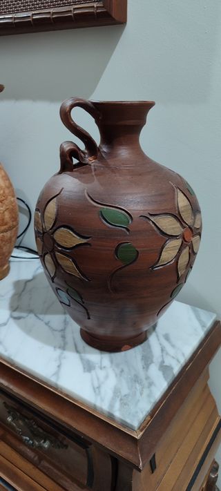Juego de 2 jarrones de terracota decorados