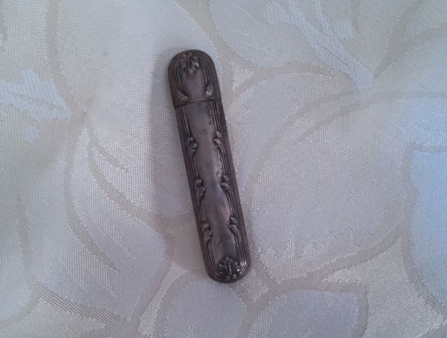 Antico porta-aghi argento 800