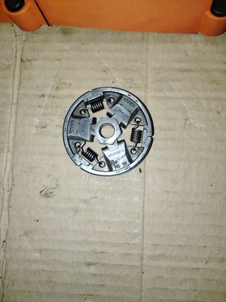 Capot y embrague Stihl MS 261 C