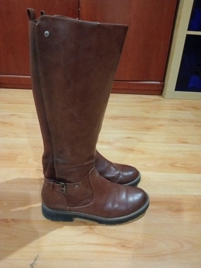 Botas altas de piel marrones talla 38