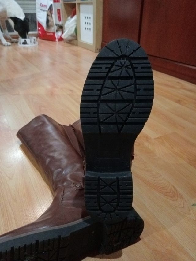 Botas altas de piel marrones talla 38