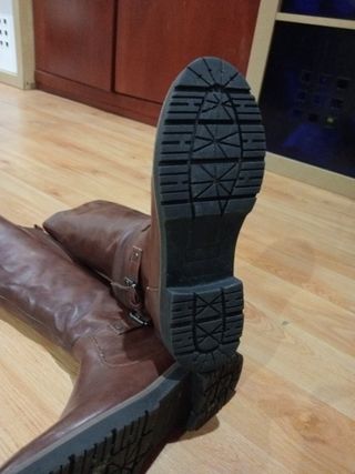 Botas altas de piel marrones talla 38
