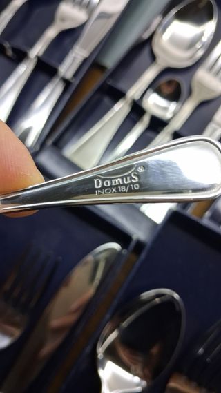 Set di posate in acciaio inox temperato 18/10 pz24