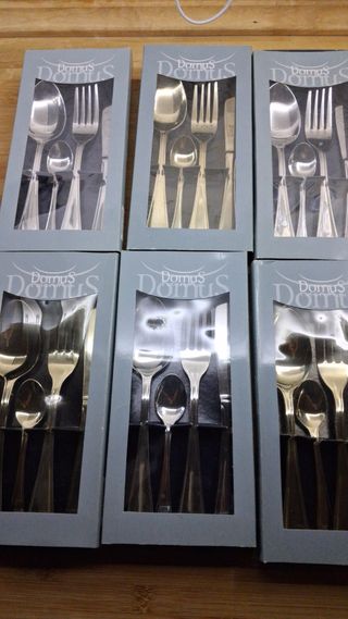 Set di posate in acciaio inox temperato 18/10 pz24