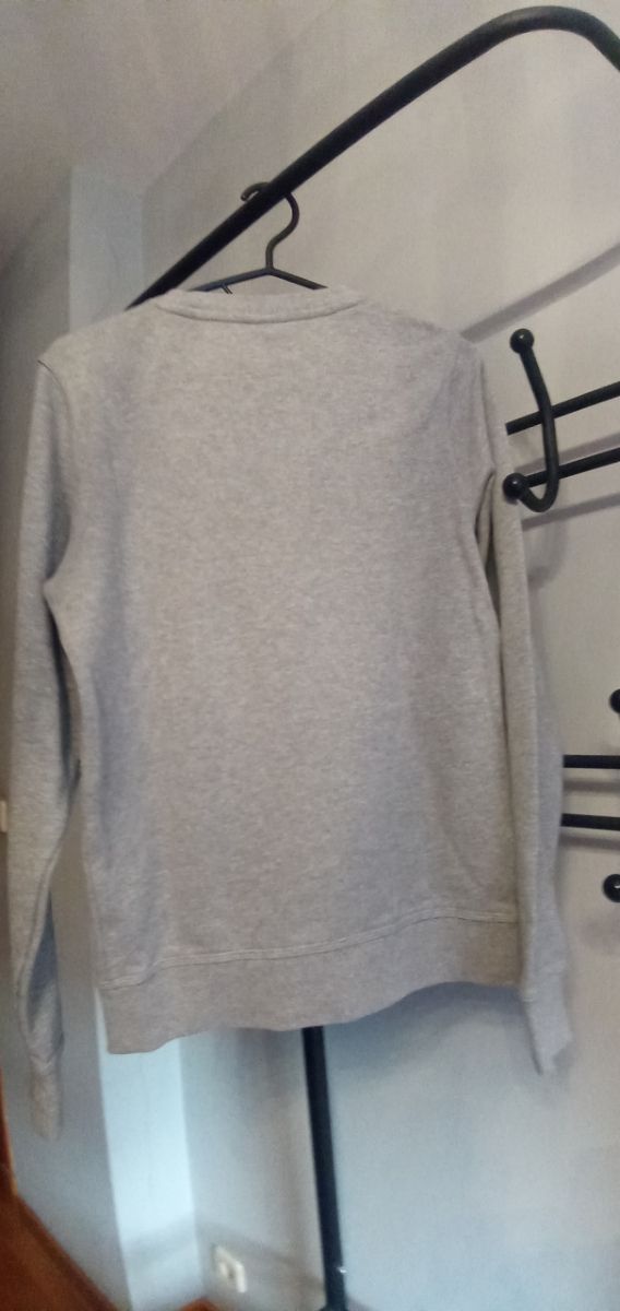 Sudadera gris Nike XS. Chicos 12/14 años