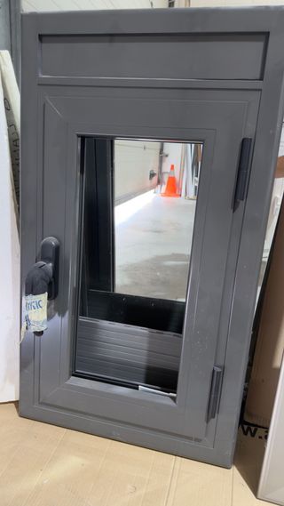 ¡VENTANAS DE MUESTRARIO EN OFERTA! 50€ unidad