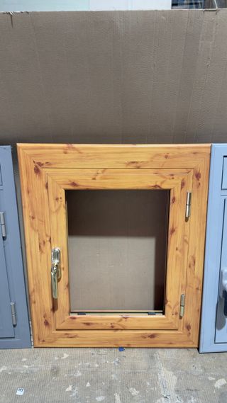 ¡VENTANAS DE MUESTRARIO EN OFERTA! 50€ unidad
