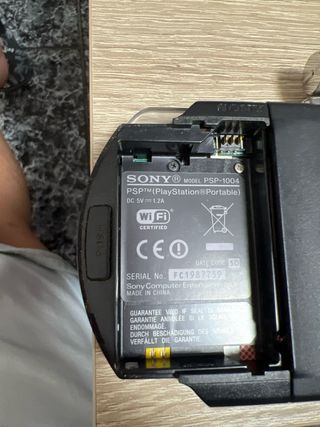 PSP Negra con Cámara y Funda