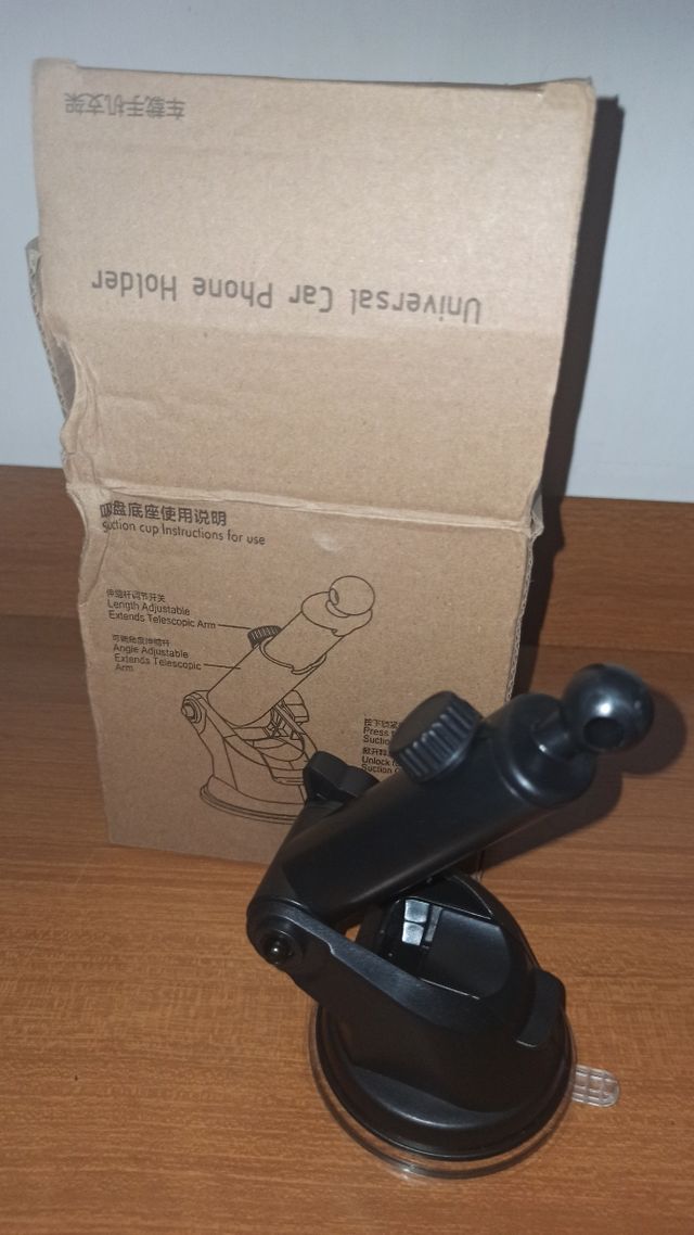 Supporto universale per auto per smartphone