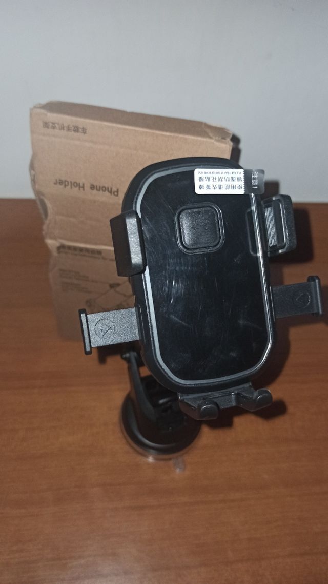 Supporto universale per auto per smartphone