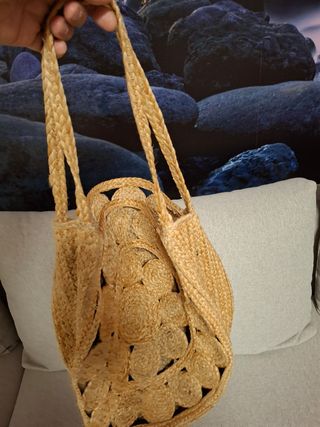 Bolso de mimbre moderno