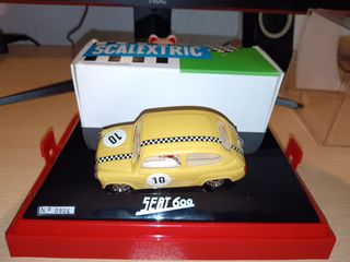 Scalextric Vintage Seat 600 Amarillo