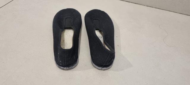 Zapatillas de gimnasia negras