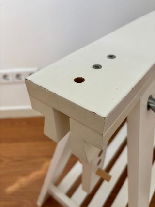 Caballetes de madera blancos Ikea (2 unidades)
