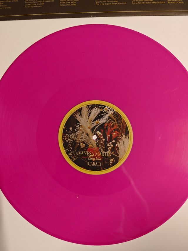 Edición Vinilo Vanesa Martín firmado + CD + cinta