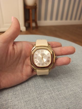 Reloj Parfois Beige y Dorado