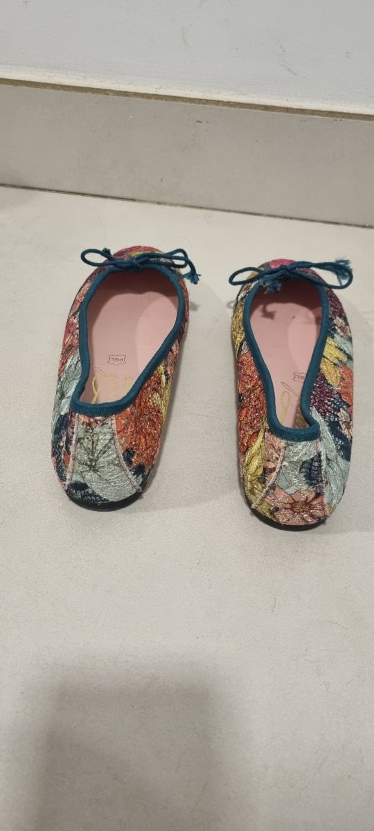 Bailarinas florales con purpurina