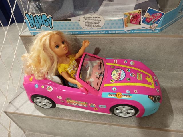 Nancy California Coche Rosa