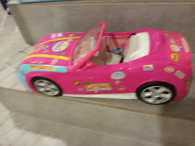 Nancy California Coche Rosa